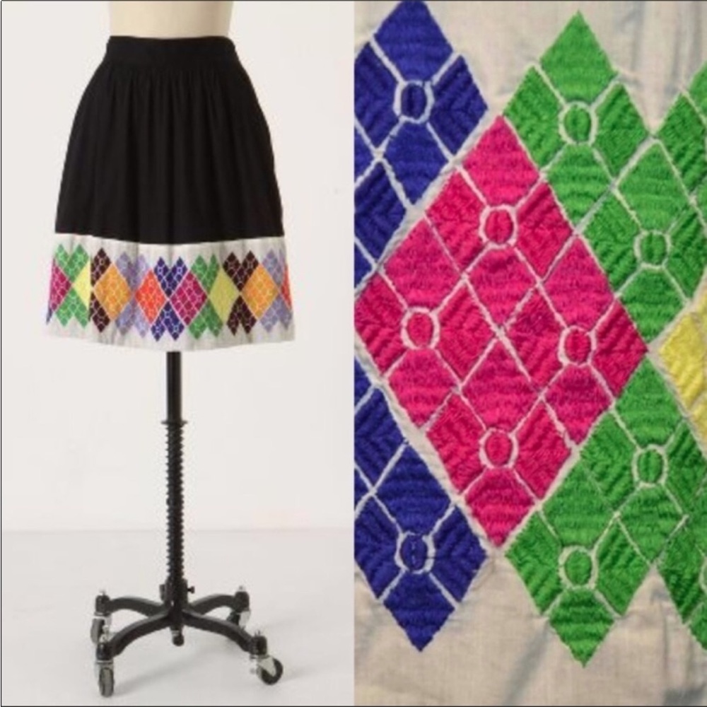 Vintage Anthropologie Floreat Black Geometric Quilted Skirt size 0 ♦️💎